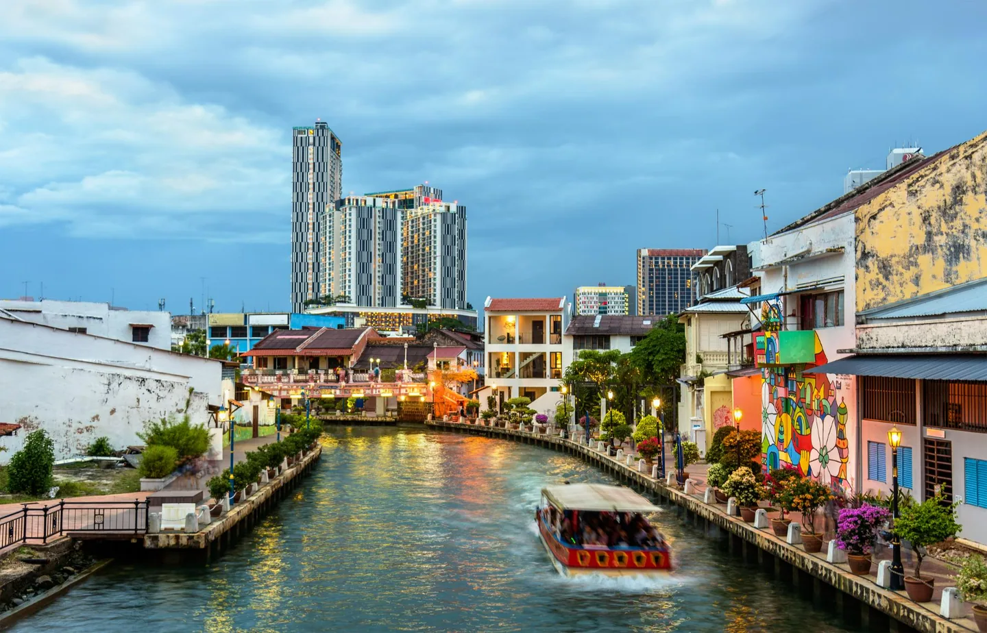 Melaka offers foreign retirees a relaxed lifestyle with cultural charm and convenient amenities.