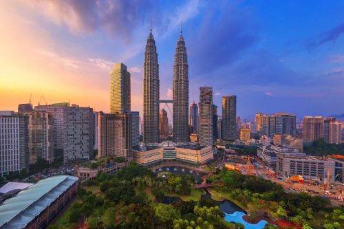 Petronas Twin Towers skyline in Kuala Lumpur